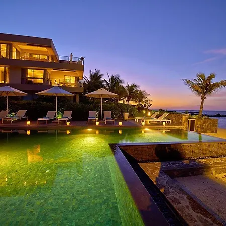 Bon Azur Beachfront Villa & Penthouses